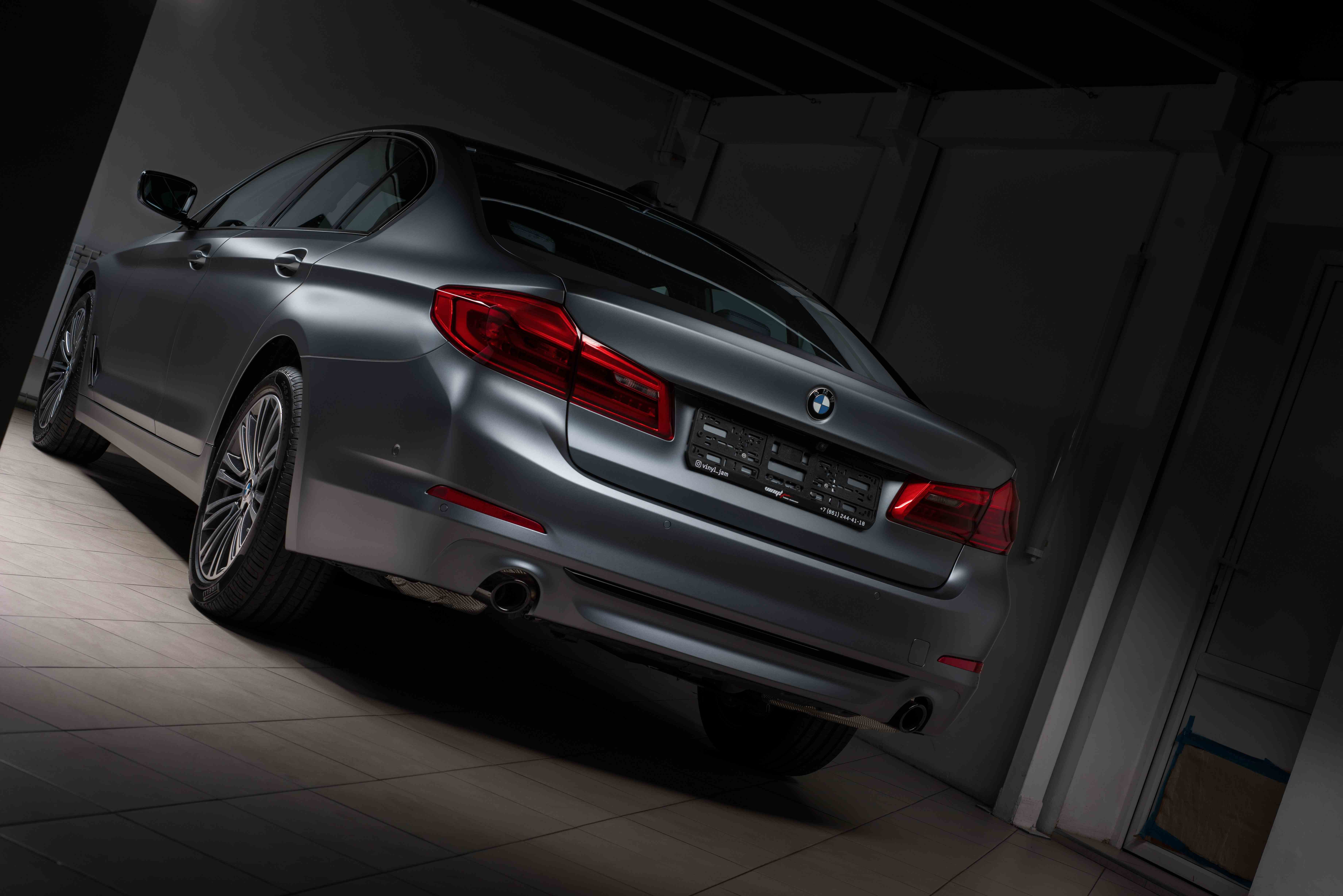 10. BMW g30 520i
