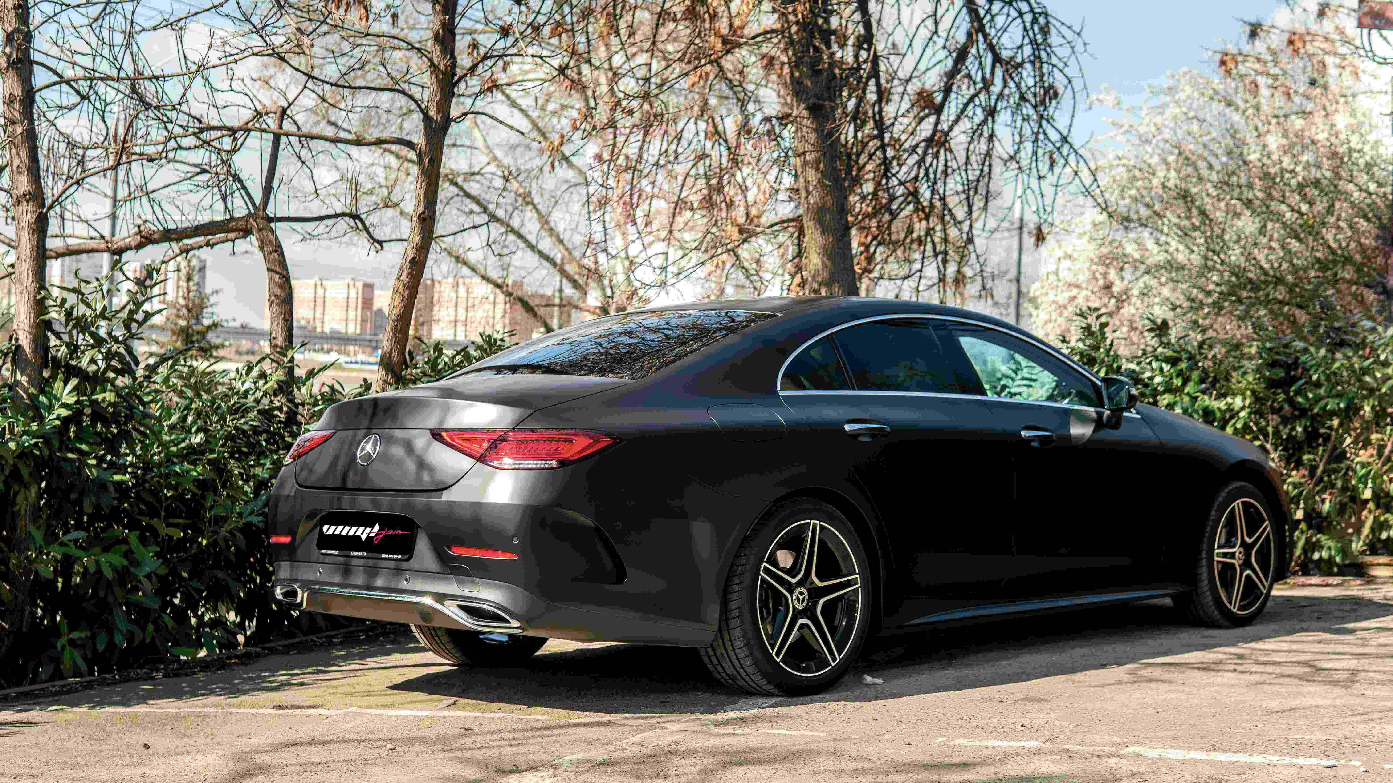 16. MB CLS Черный сатин