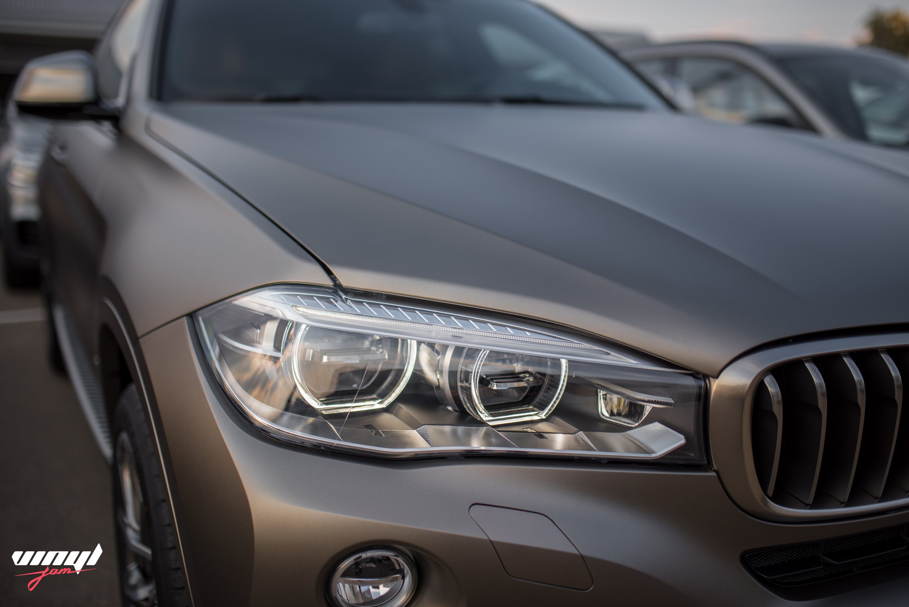13. BMW X6
