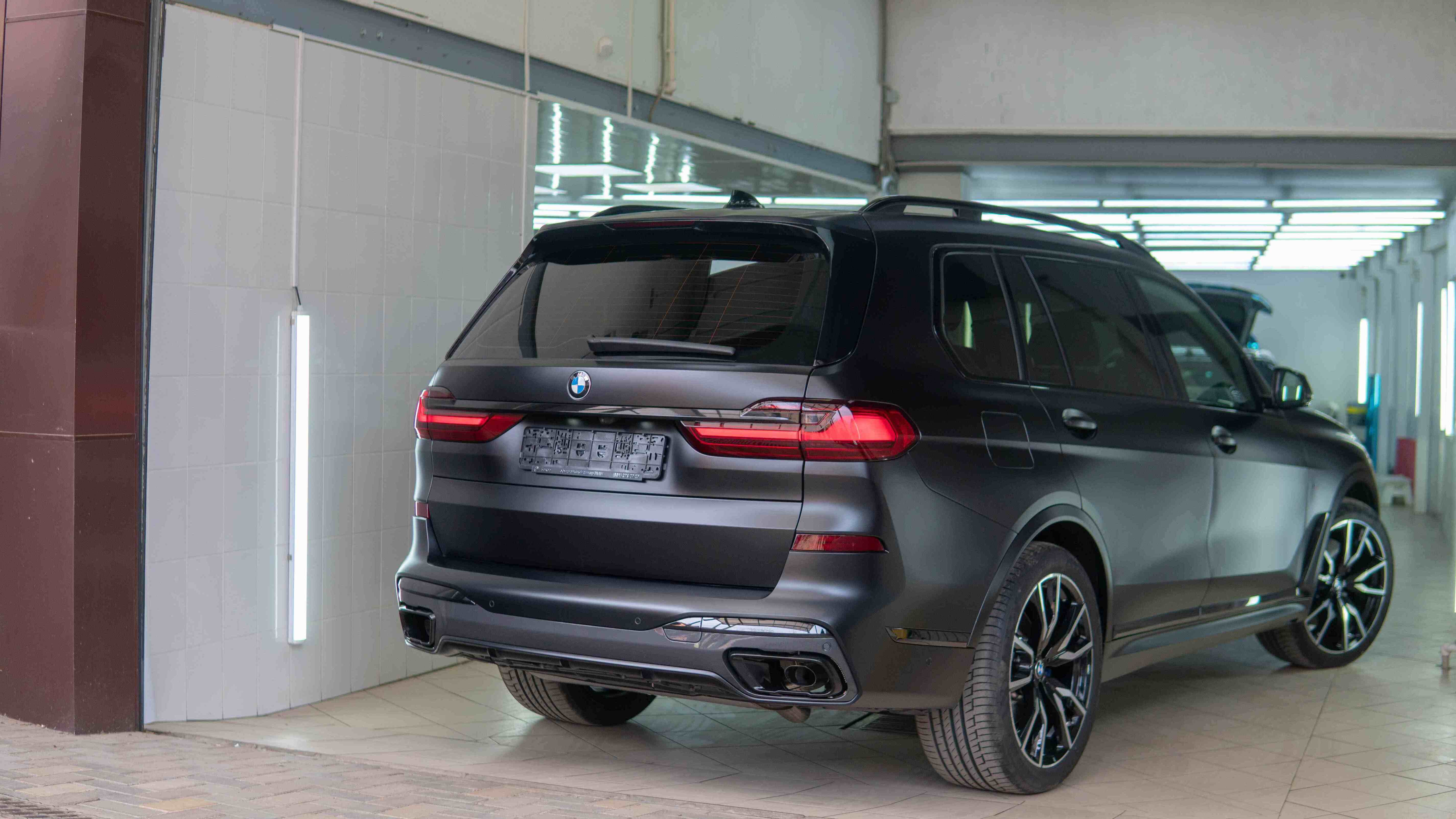 5.BMW X7 мат