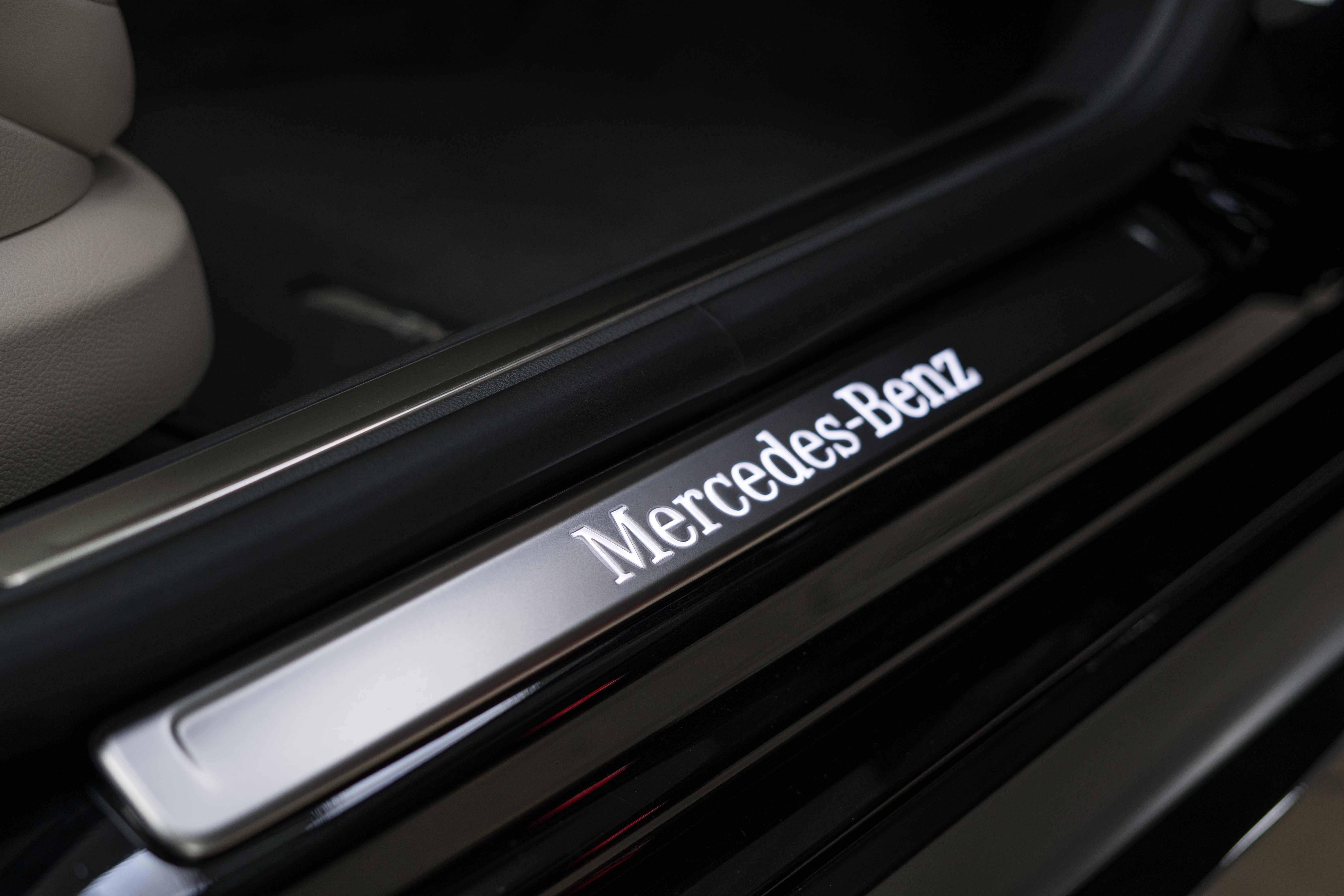 9.MB 223 Mate Black