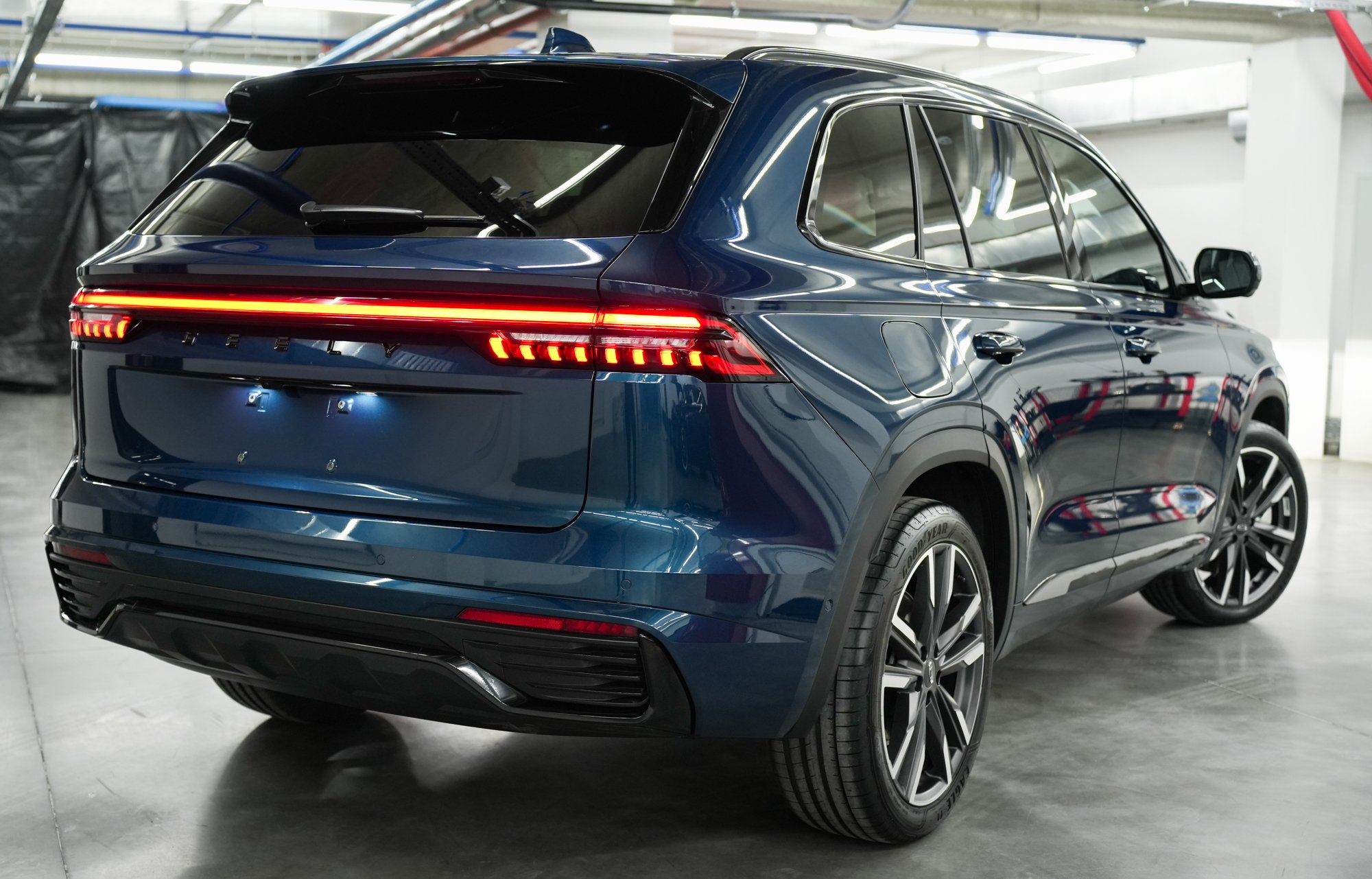 6.geely monjaro
