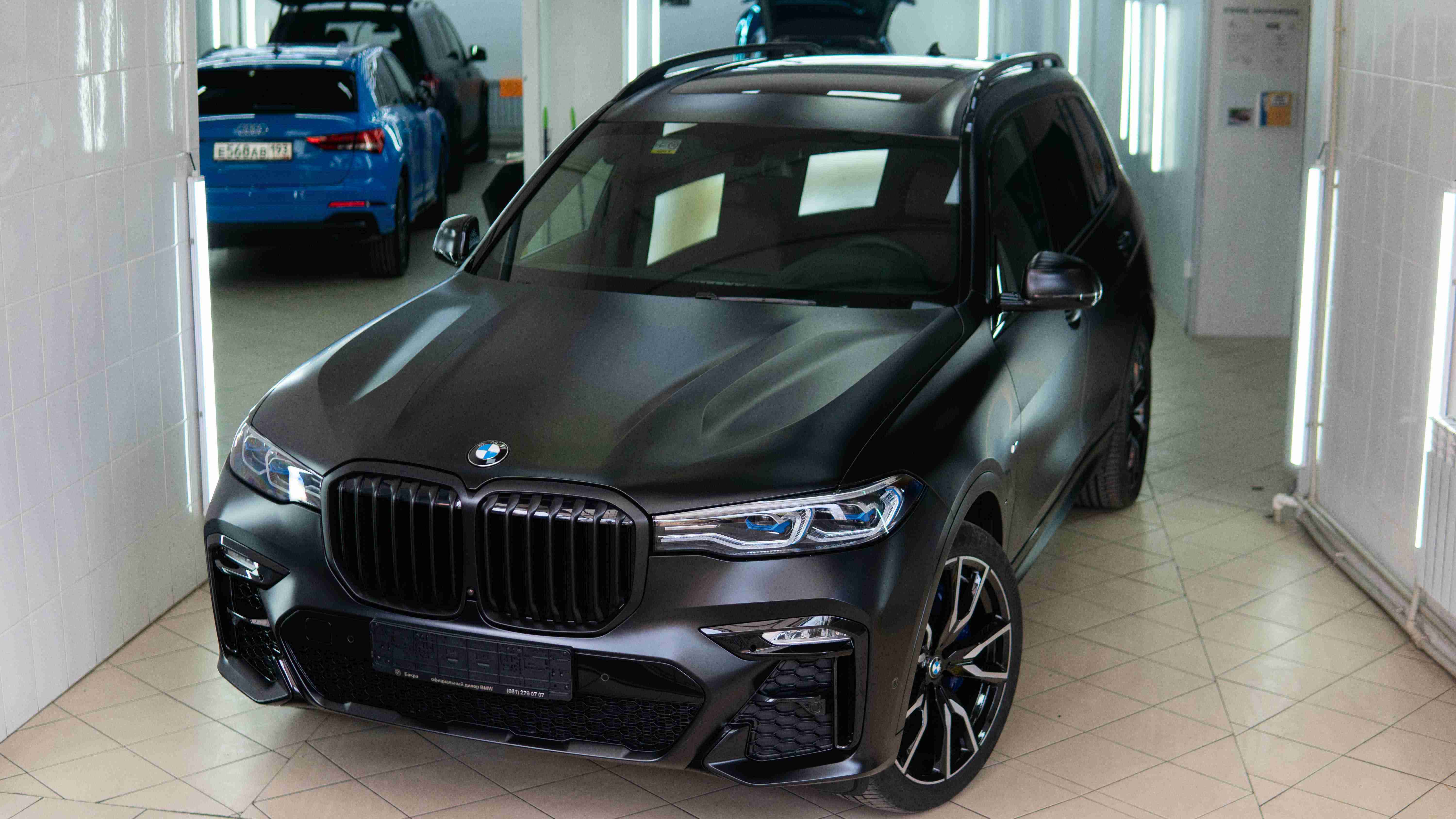 5.BMW X7 мат