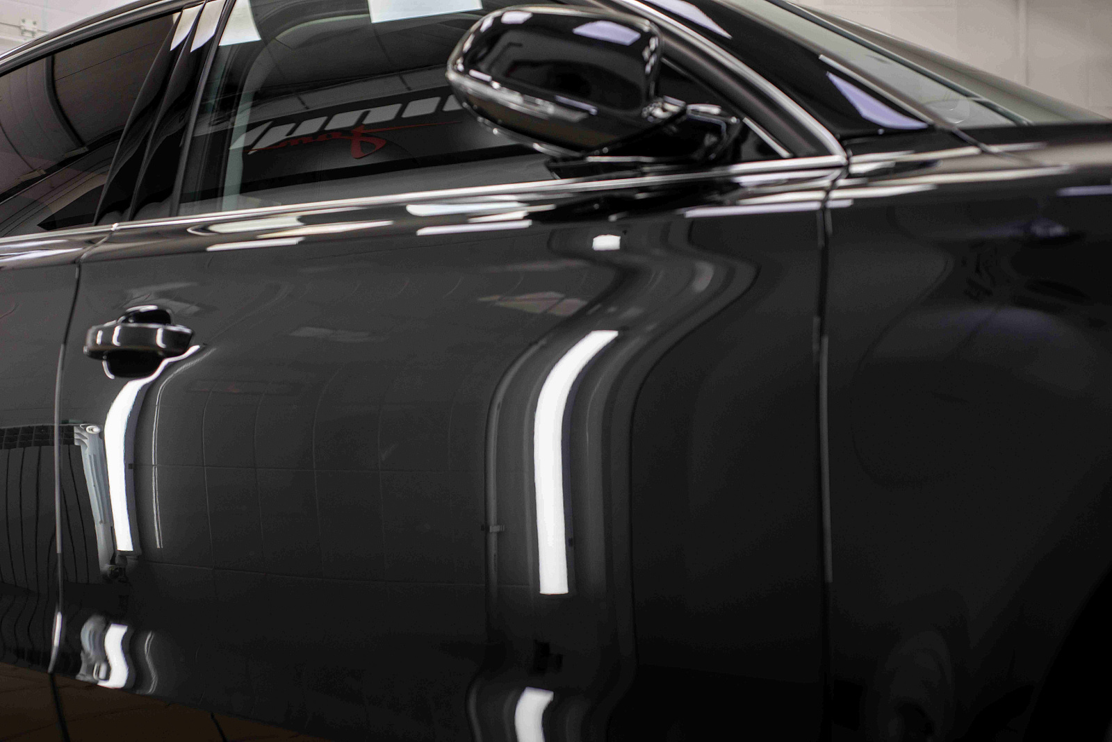 1.Audi A8 полировка+хим чистка